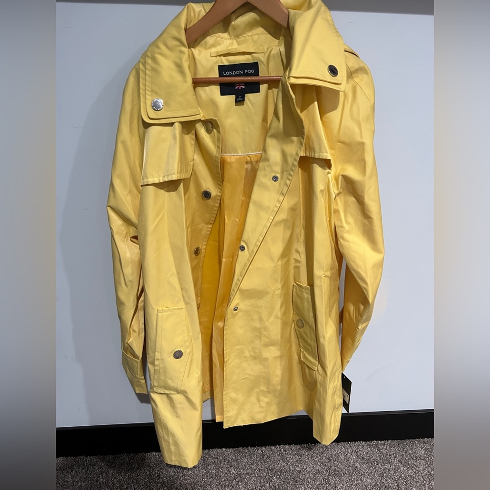 London Fog raincoat hooded jacket yellow